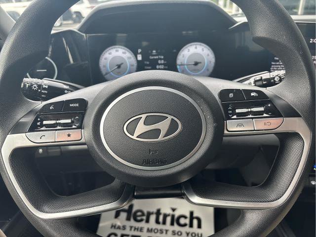 Used 2024 Hyundai Elantra SEL FWD image 16