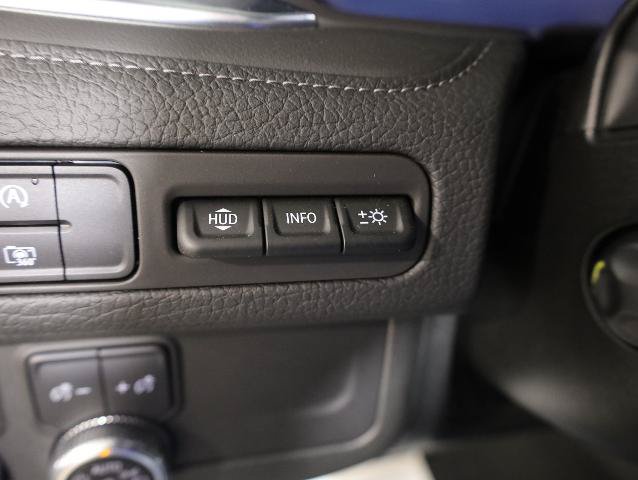 Used 2024 GMC Yukon XL Denali AWD/4WD image 27