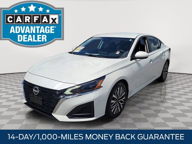 Used 2023 Nissan Altima 2.5 SV FWD image 3