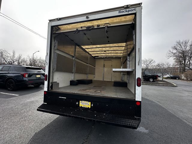 Used 2022 Chevrolet Express 3500 w/ Power Convenience Package image 6