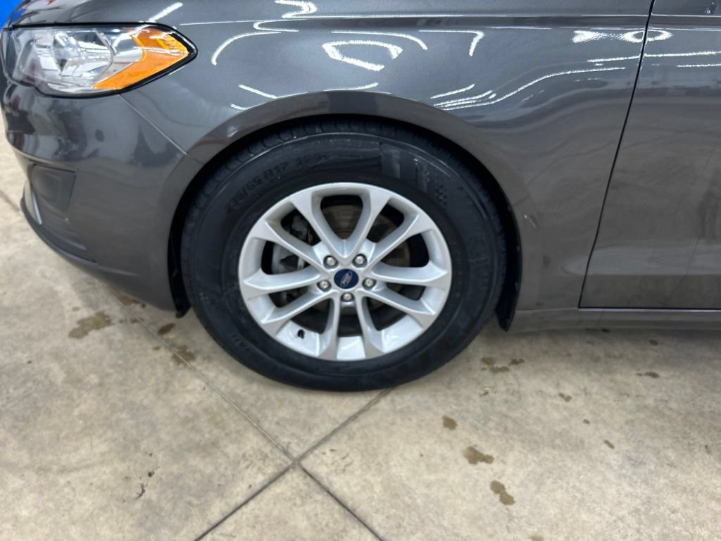 Certified 2019 Ford Fusion SE FWD image 29