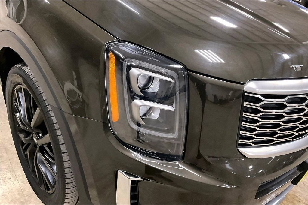 Used 2020 Kia Telluride SX w/ SX Prestige Package AWD/4WD image 28