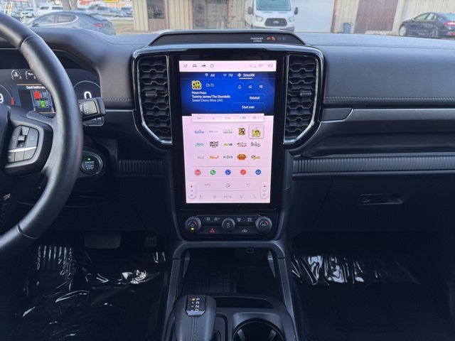 Certified 2024 Ford Ranger Lariat w/ Trailer Tow Package image 7