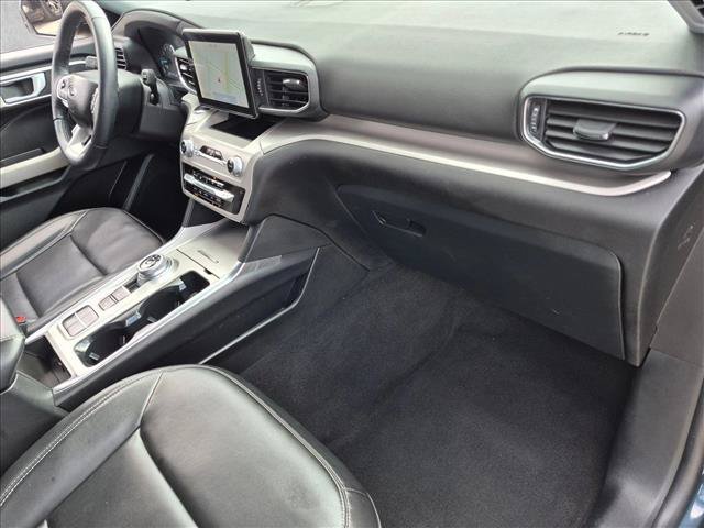 Certified 2023 Ford Explorer XLT w/ Equipment Group 202A RWD image 21