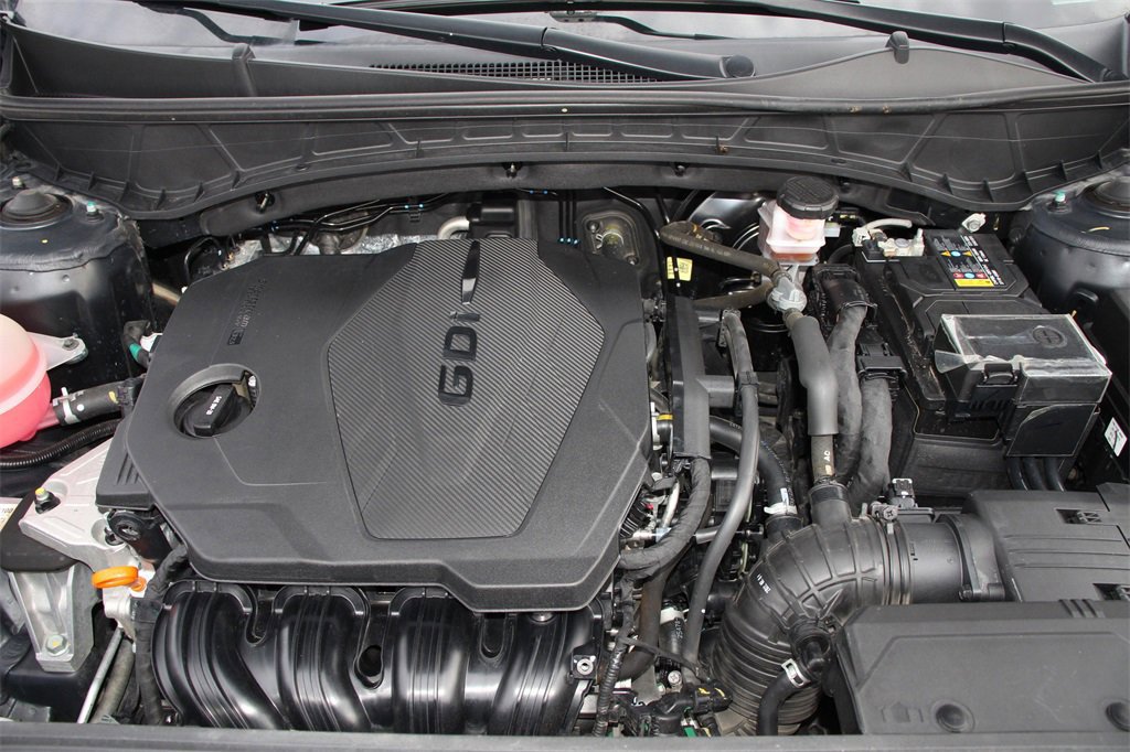 Used 2023 Hyundai Santa Cruz SE w/ Cargo Package image 29