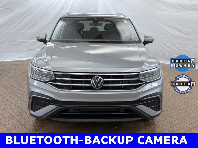 Used 2022 Volkswagen Tiguan SE image 2