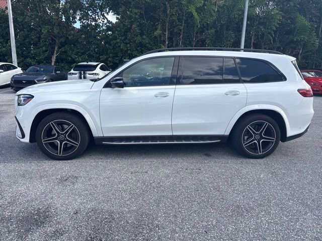 Used 2024 Mercedes-Benz GLS 450 4MATIC image 4