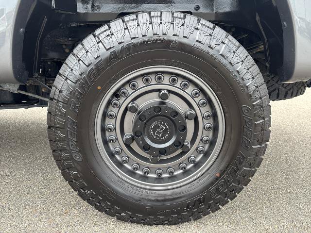 Certified 2021 Ford F250 Platinum w/ Tremor Off-Road Package AWD/4WD image 10