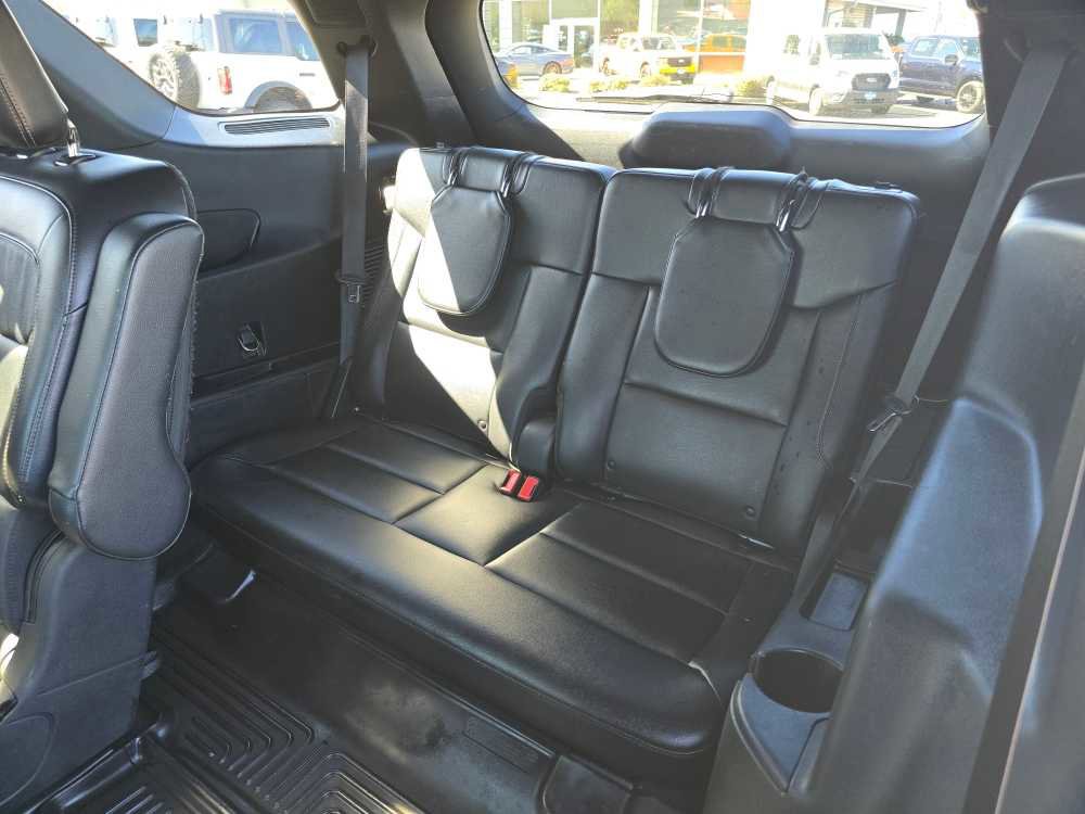 Certified 2020 Ford Explorer Limited w/ Class III Trailer Tow Package image 17