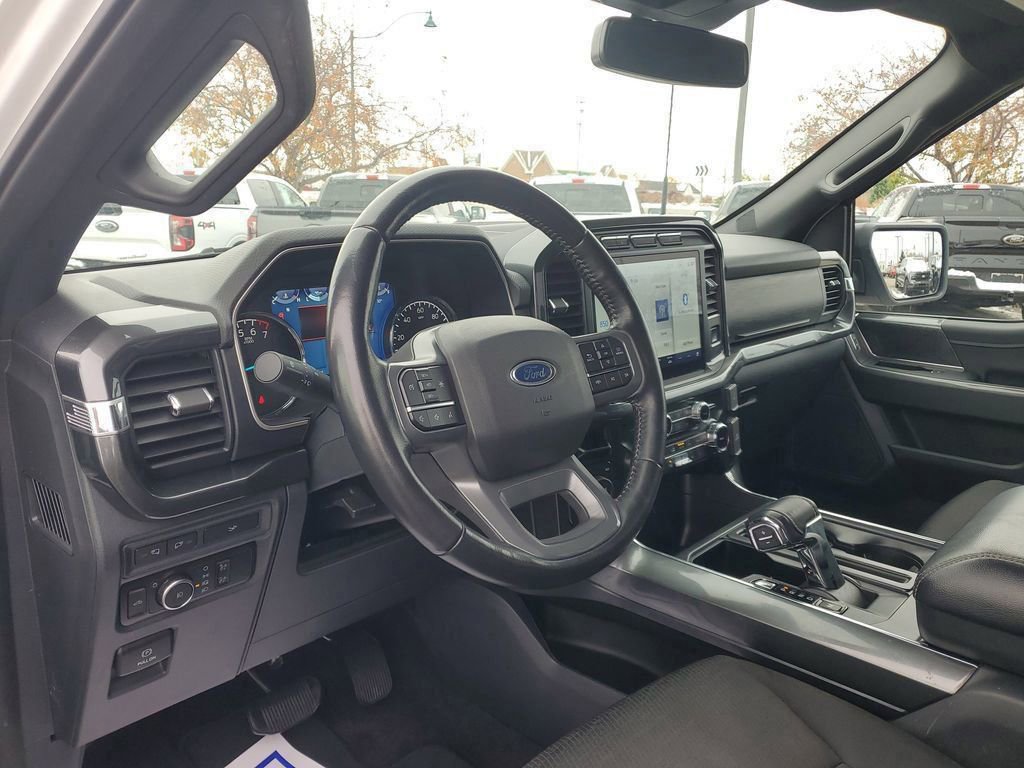 Certified 2022 Ford F150 XLT w/ Equipment Group 302A High image 17