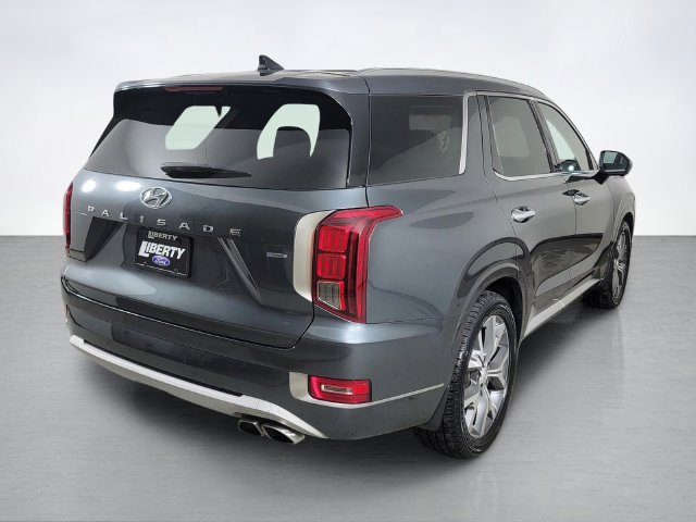 Used 2022 Hyundai Palisade Limited w/ Winter Package AWD/4WD image 3