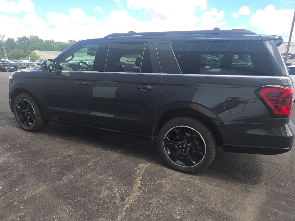 Certified 2023 Ford Expedition Max Limited AWD/4WD image 5