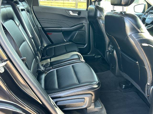Certified 2025 Ford Escape Platinum AWD/4WD image 24