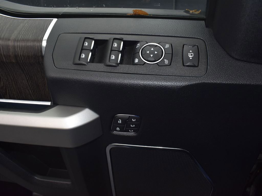 Certified 2020 Ford F350 Lariat w/ Lariat Value Package image 38