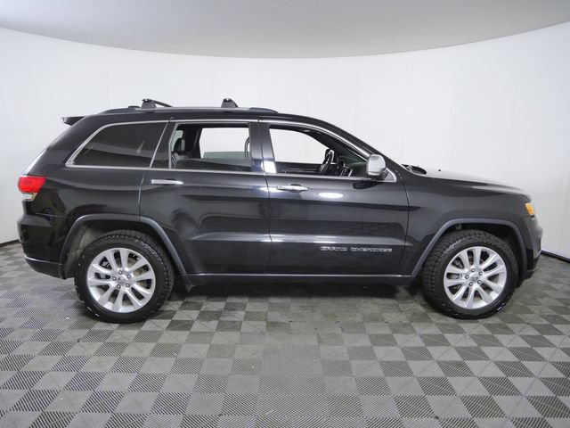 Used 2017 Jeep Grand Cherokee Limited w/ Trailer Tow Group IV AWD/4WD image 10