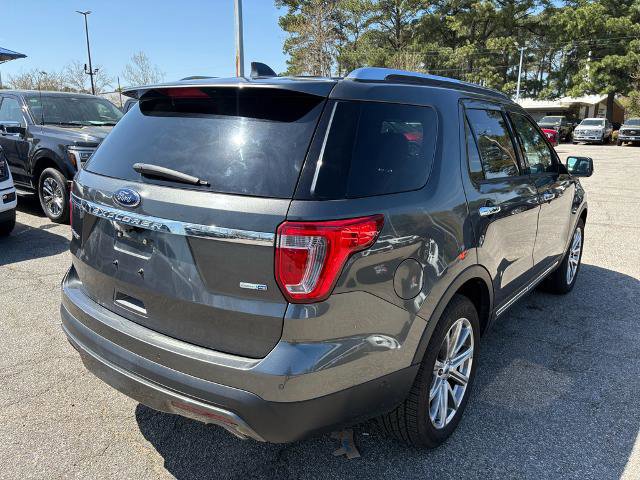 Certified 2017 Ford Explorer Limited w/ Equipment Group 303A image 5
