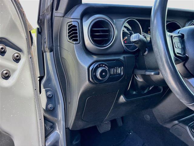 Used 2022 Jeep Wrangler Unlimited Sport AWD/4WD image 11