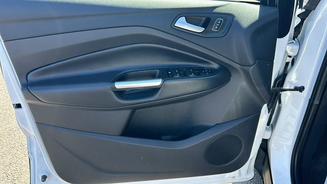 Certified 2018 Ford Escape SE FWD image 16