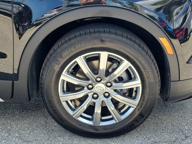 Used 2023 Cadillac XT4 Premium Luxury AWD/4WD image 12