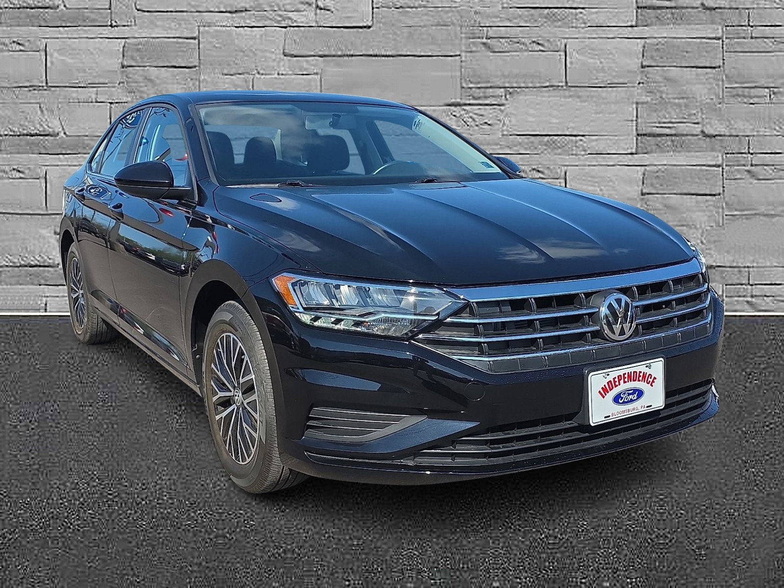 Used 2021 Volkswagen Jetta S w/ Driver Assistance Package FWD image 2