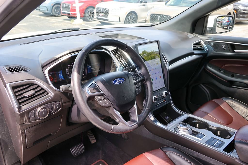 Certified 2021 Ford Edge Titanium w/ Equipment Group 301A AWD/4WD image 35