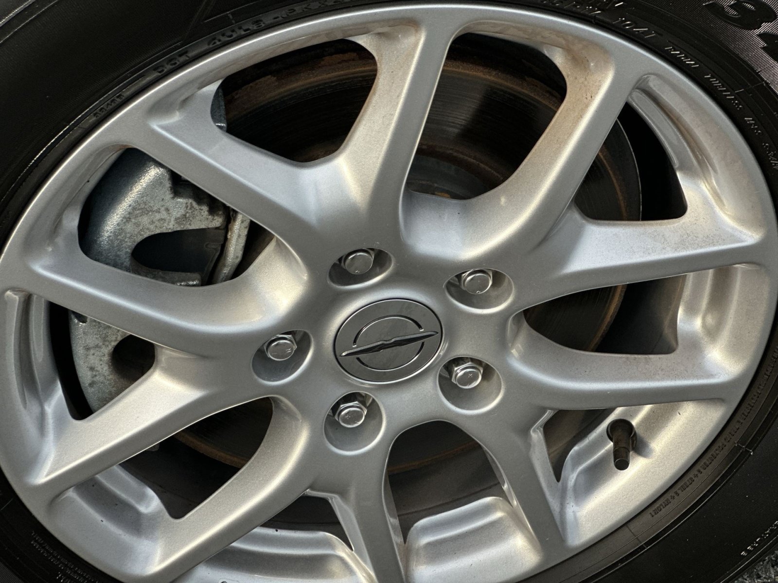 Used 2024 Chrysler Pacifica Touring-L FWD image 20