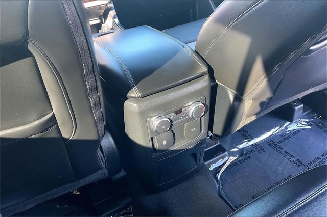 Certified 2022 Ford Explorer XLT w/ Equipment Group 202A image 32