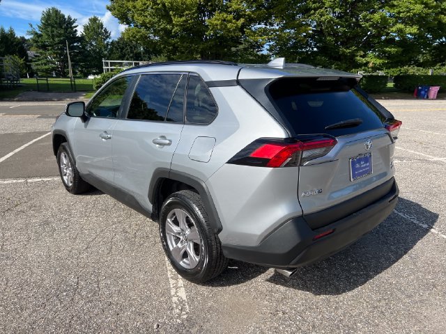 Used 2025 Toyota RAV4 XLE AWD/4WD image 7