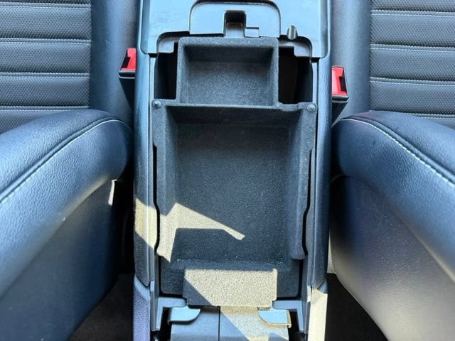 Certified 2018 Ford Fusion SE w/ Equipment Group 201A FWD image 27