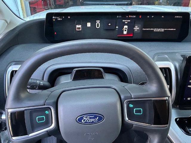 Certified 2025 Ford Expedition Active AWD/4WD image 13
