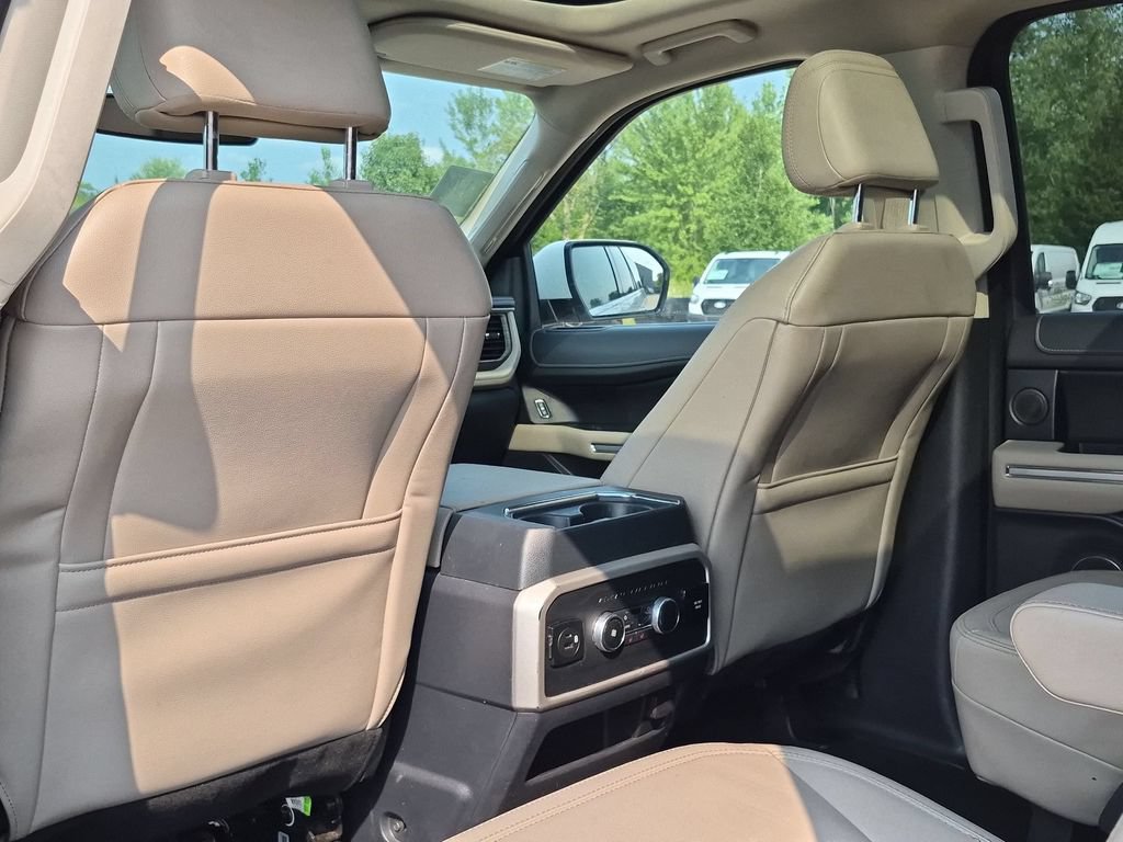 Certified 2022 Ford Expedition Max Limited AWD/4WD image 26