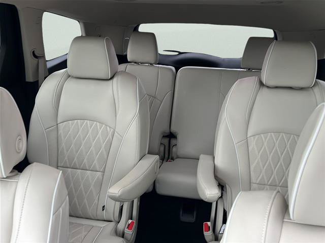 Used 2024 Buick Enclave Avenir w/ Avenir Technology Package AWD/4WD image 19