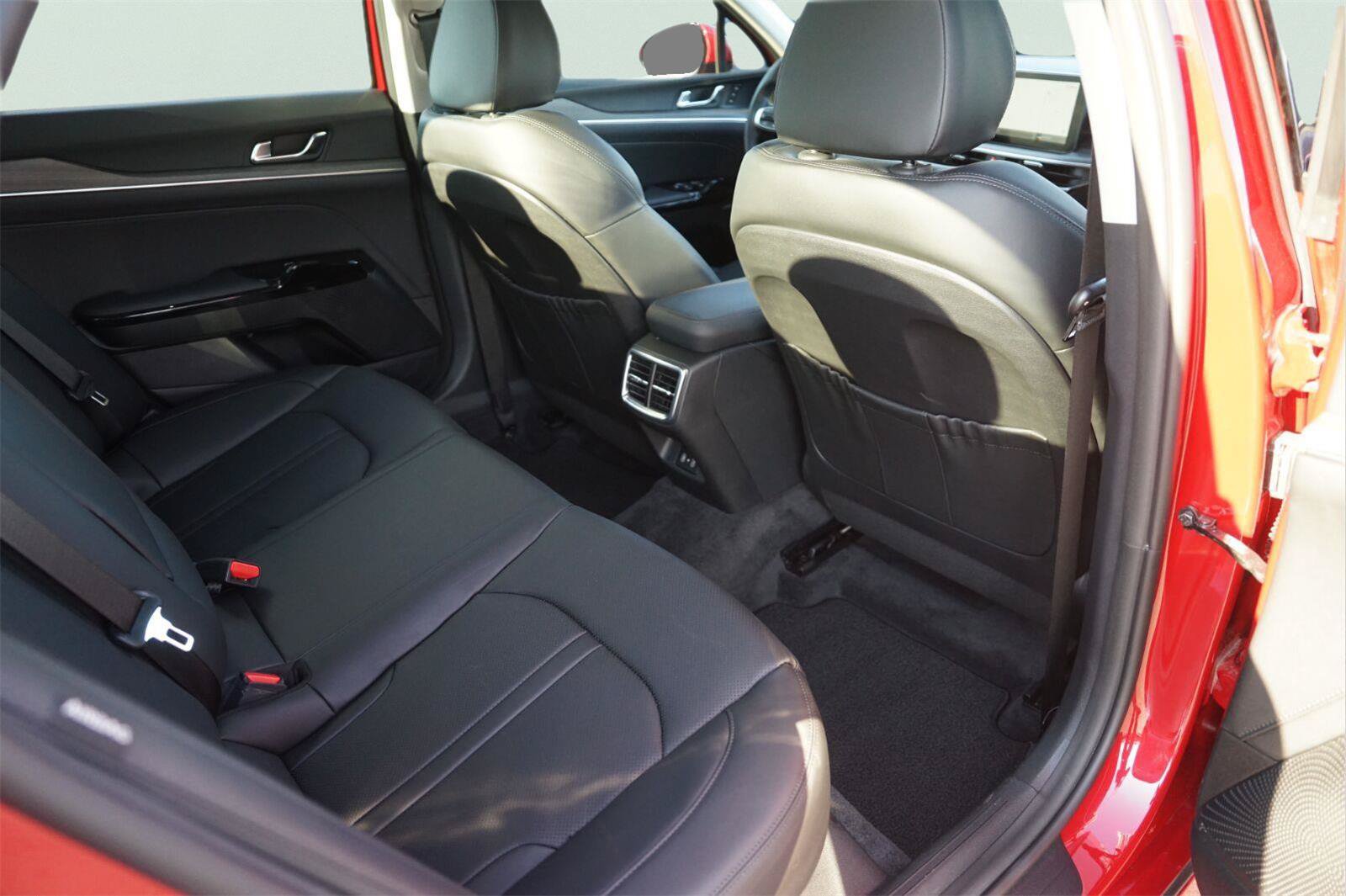 Used 2025 Kia K5 EX FWD image 15