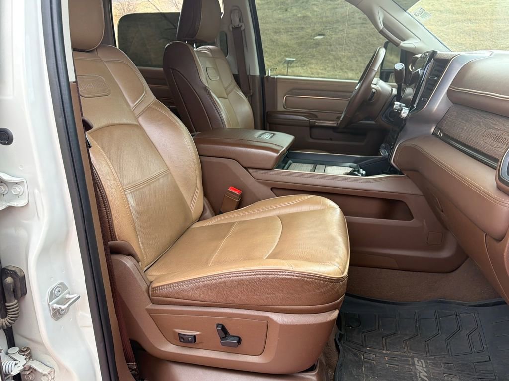 Used 2024 RAM 3500 Limited image 31