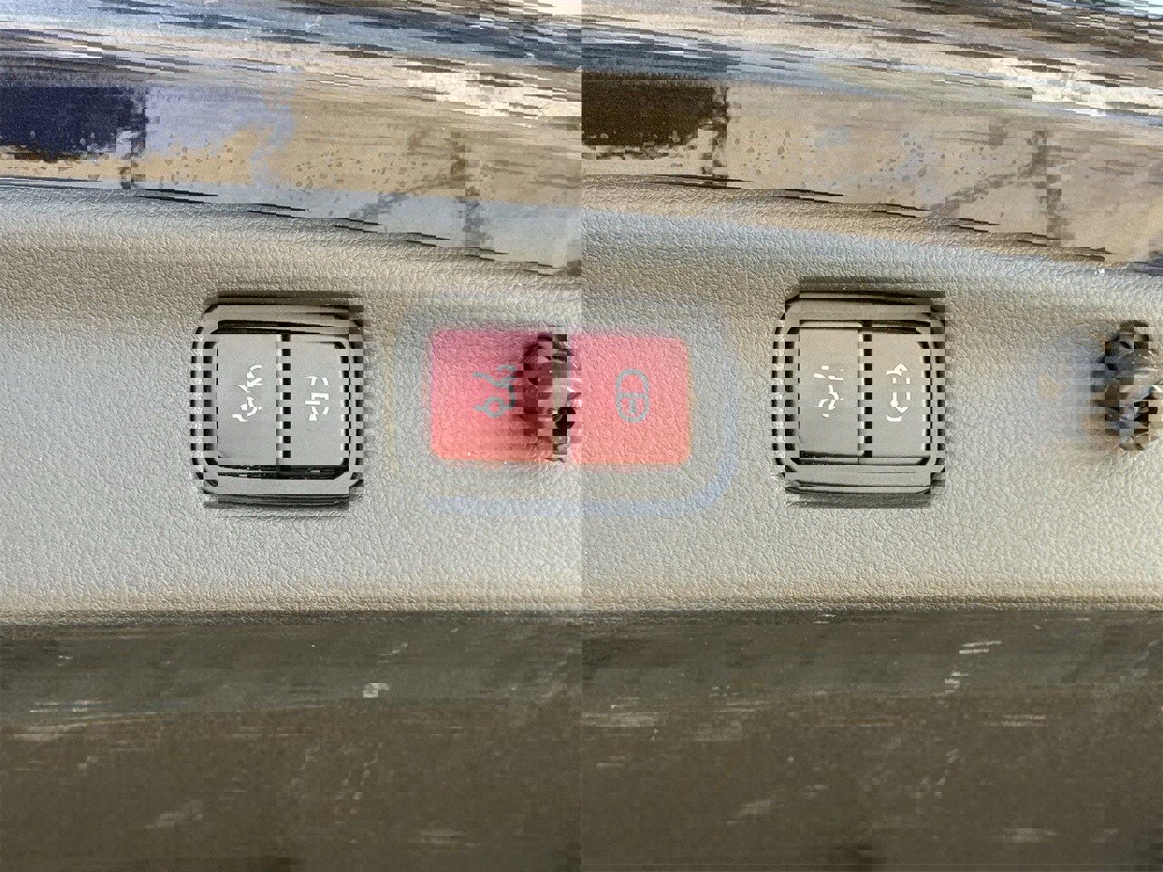 Used 2023 Mercedes-Benz C 300 Sedan image 29