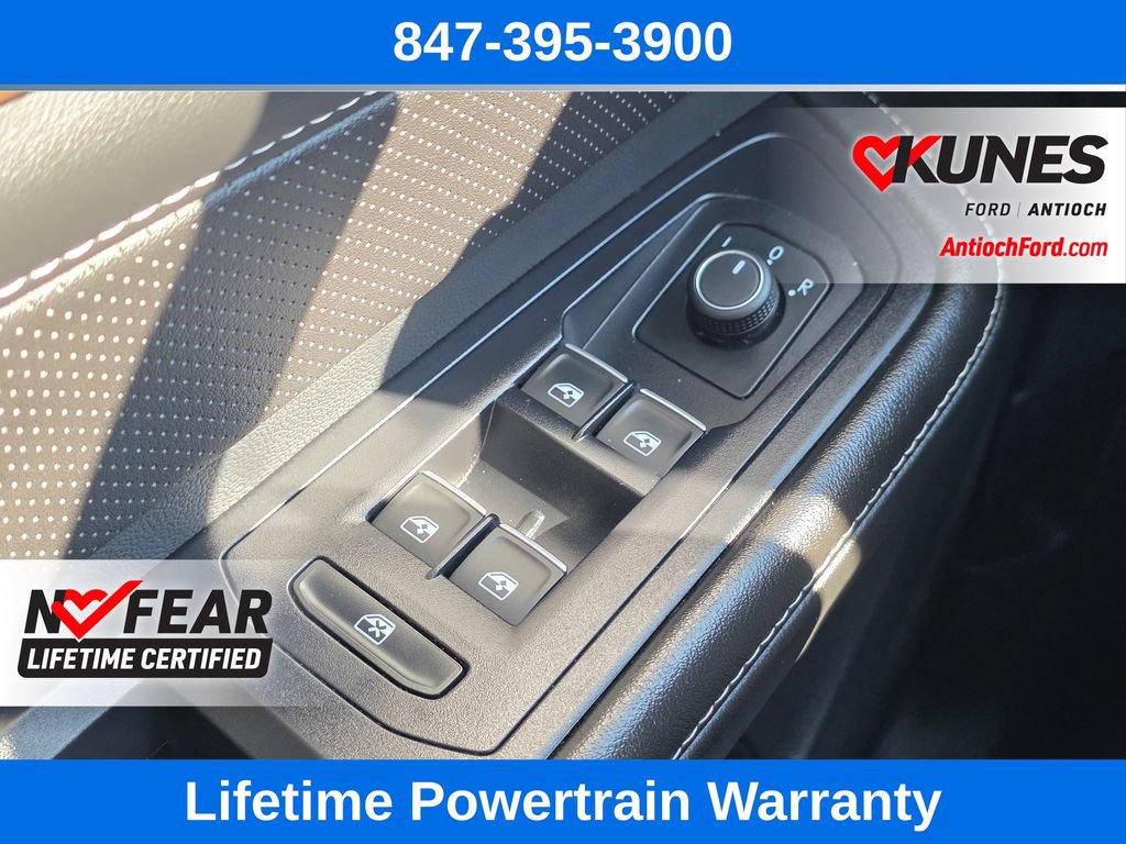 Used 2024 Volkswagen Atlas SE AWD/4WD image 31