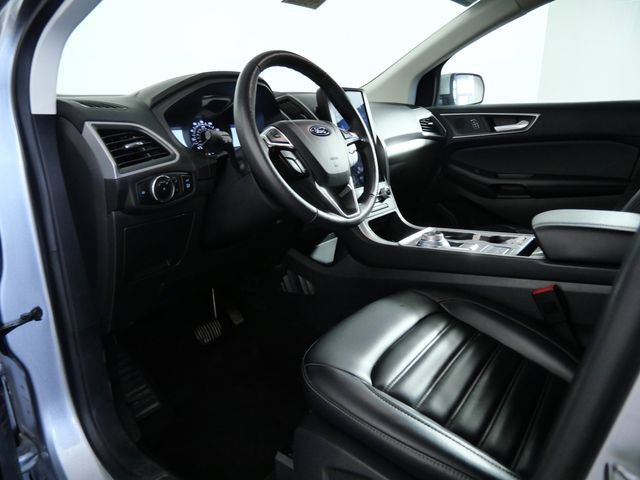Certified 2024 Ford Edge SEL w/ Convenience Package AWD/4WD image 15