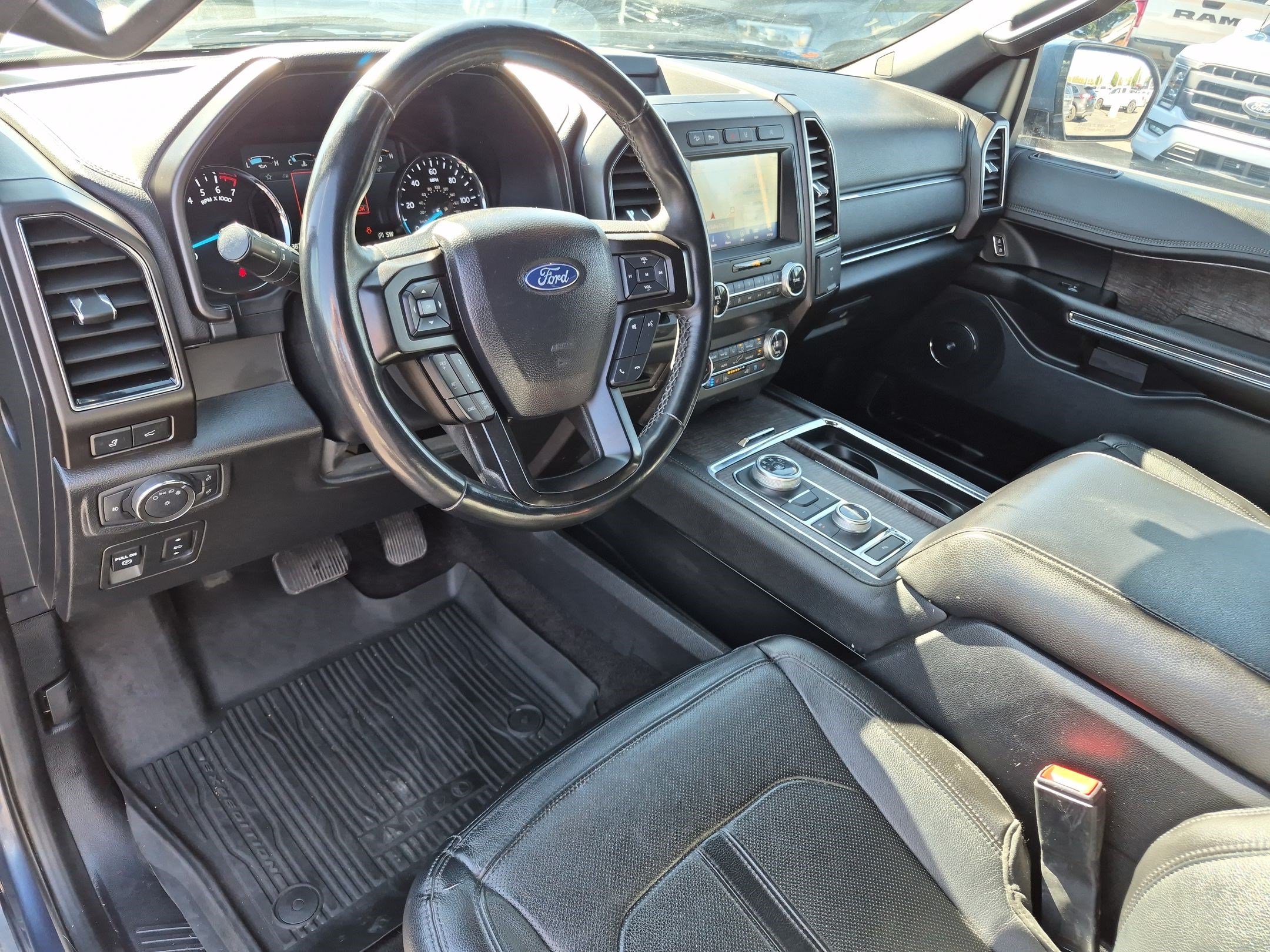 Certified 2020 Ford Expedition Max Limited w/ Equipment Group 301A AWD/4WD image 17