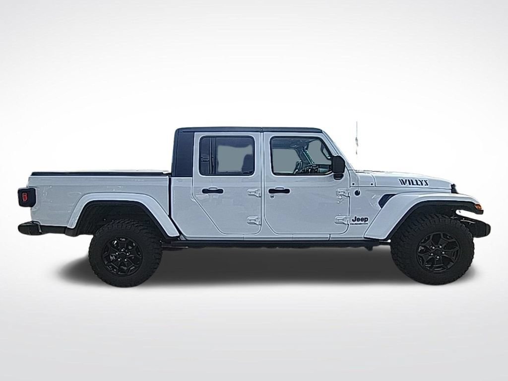 Used 2022 Jeep Gladiator Sport AWD/4WD image 8