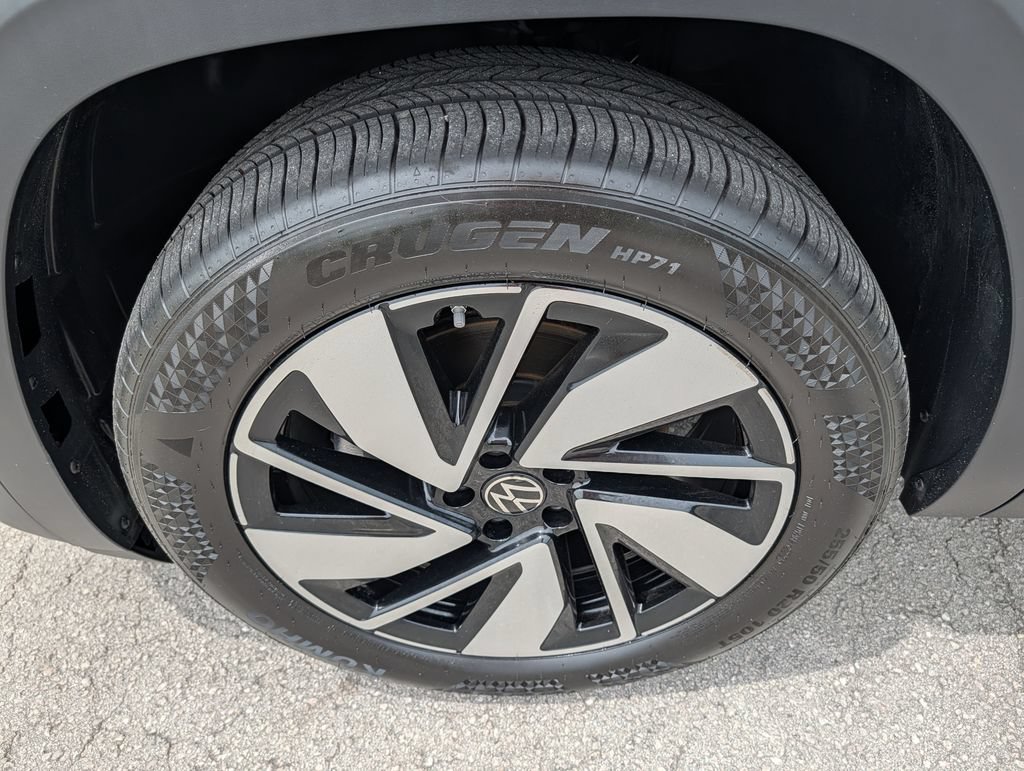 Used 2025 Volkswagen Atlas SEL AWD/4WD image 34
