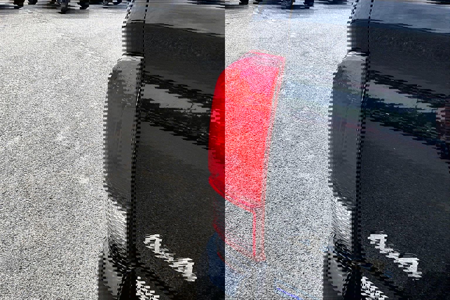 Used 2021 Toyota Tacoma SR AWD/4WD image 31