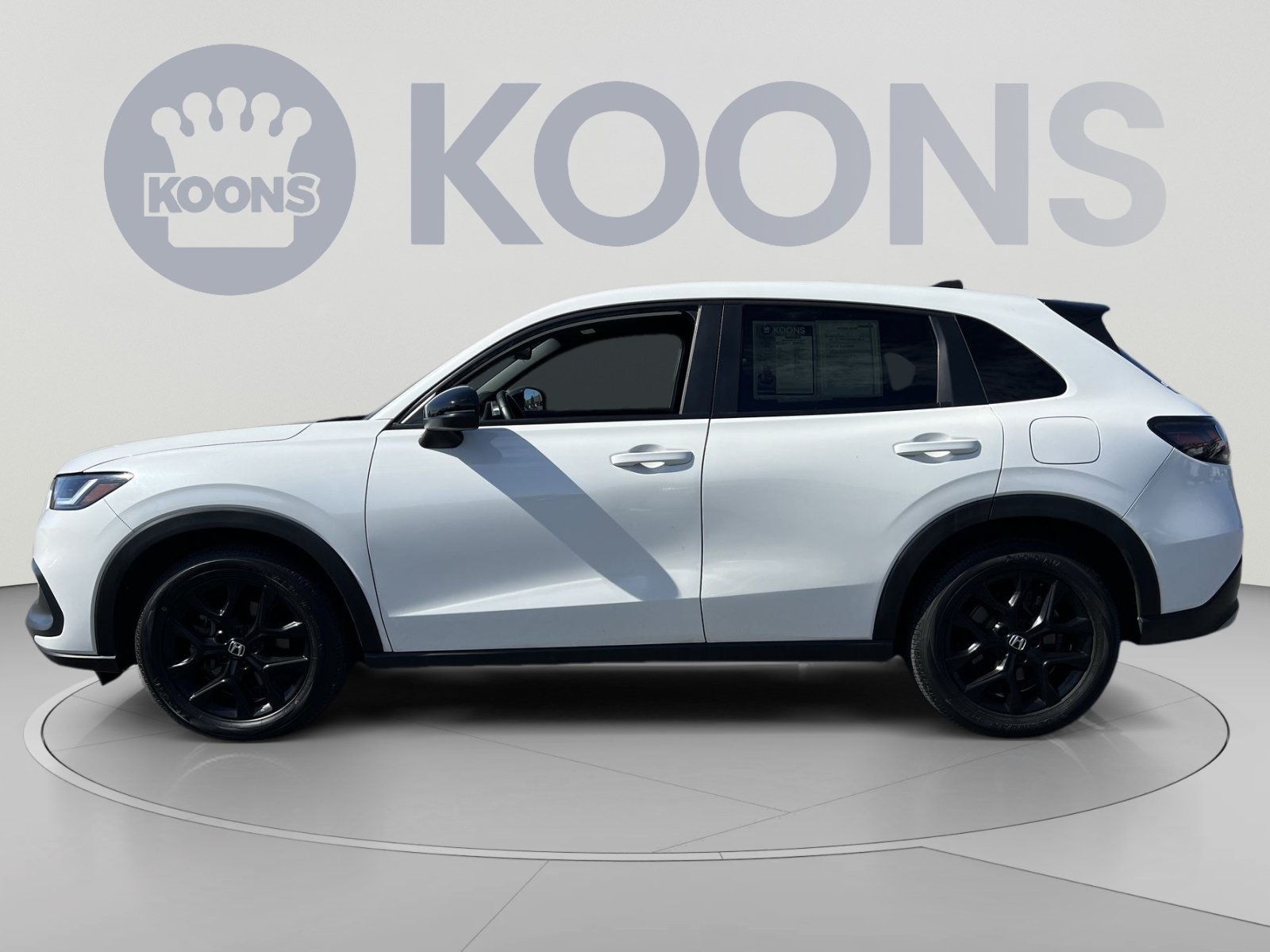 Used 2024 Honda HR-V Sport image 2