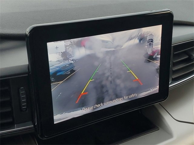 Certified 2022 Ford Explorer XLT w/ Equipment Group 202A image 21