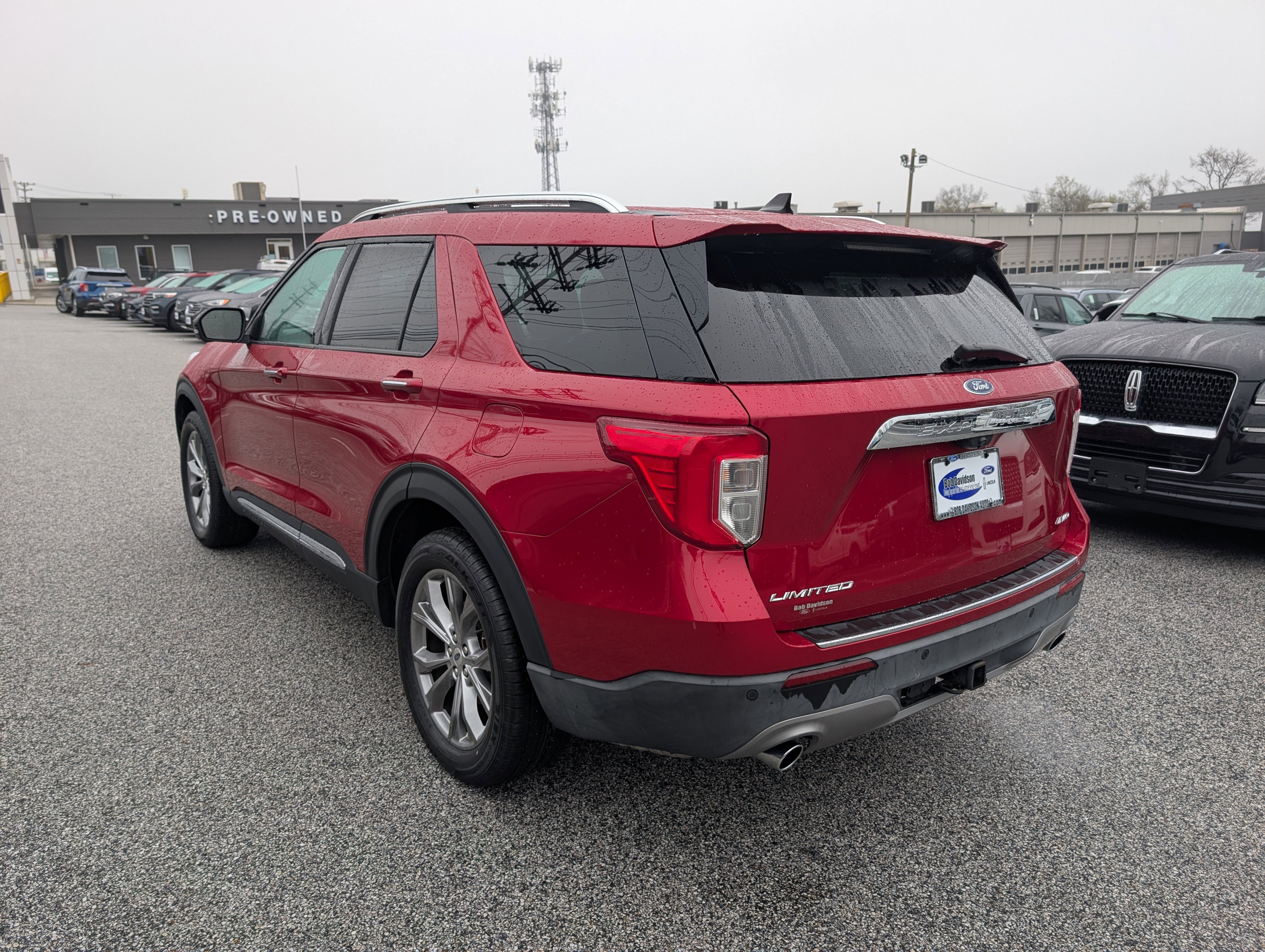 Certified 2022 Ford Explorer Limited w/ Equipment Group 301A image 5