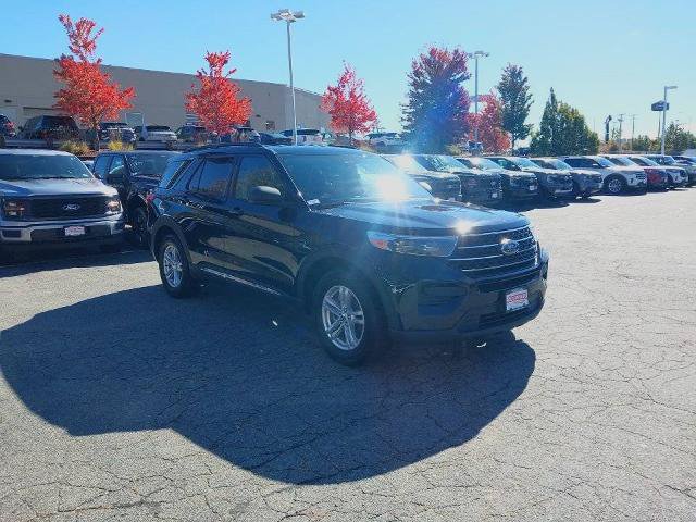 Certified 2023 Ford Explorer XLT RWD image 2