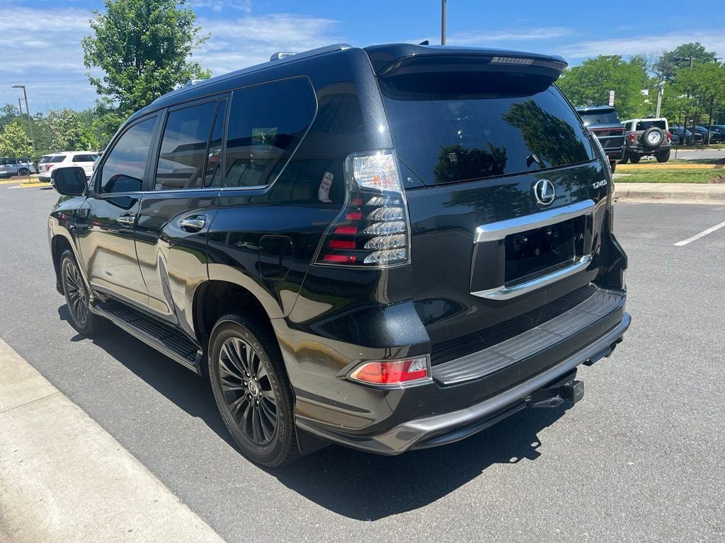 Used 2023 Lexus GX 460 Premium w/ Accessory Package AWD/4WD image 7