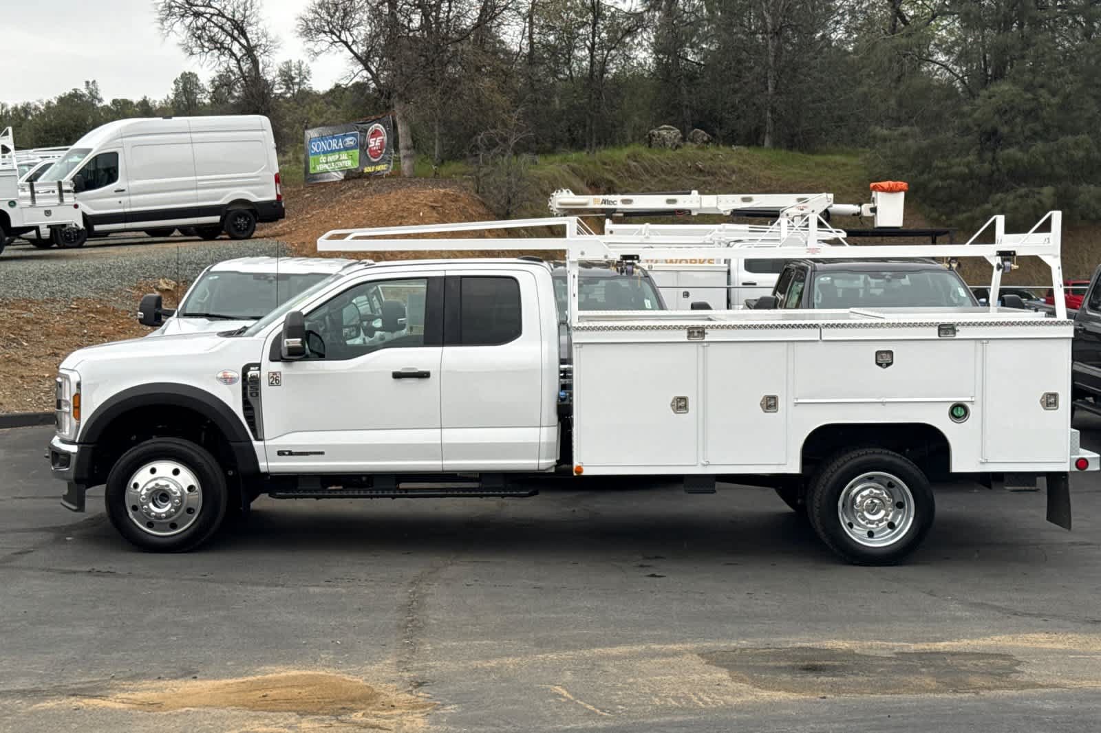 Certified 2025 Ford F550 4x4 SuperCab Super Duty w/ XLT Value Package image 7