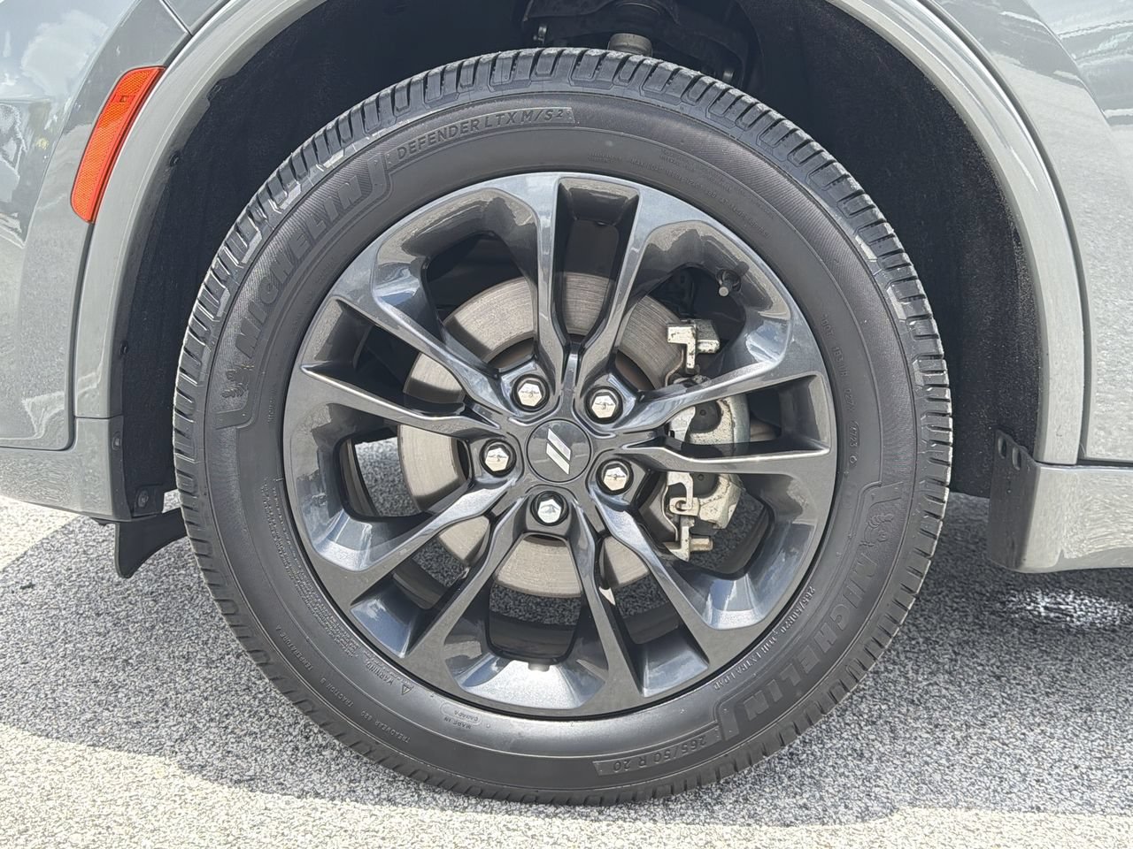 Used 2022 Dodge Durango SXT w/ Blacktop Package AWD/4WD image 32