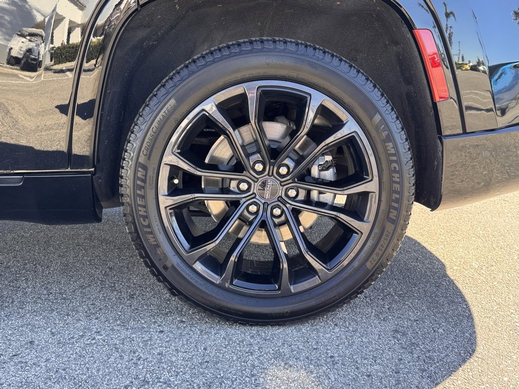 Used 2022 Jeep Grand Wagoneer Series II image 14