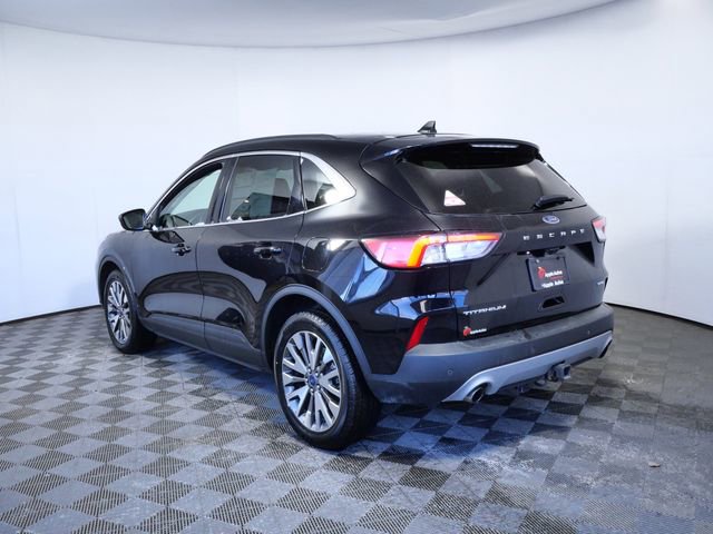 Certified 2022 Ford Escape Titanium w/ Class II Trailer Tow Package image 6